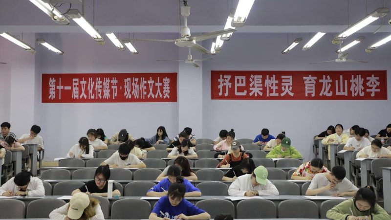 企业宣传片服务商选择：揭秘三大关键因素